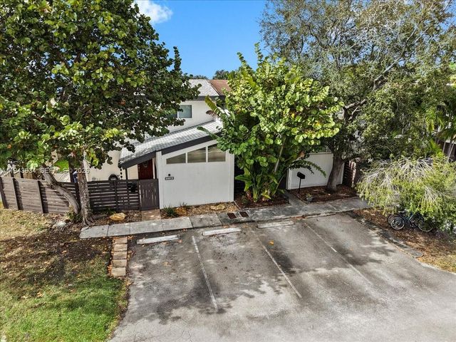 7120 SW 112th Ave, Miami, FL 33173