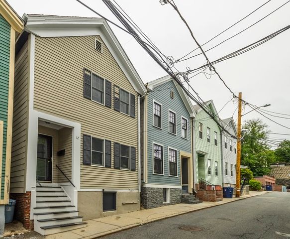 12 Dixfield St, Boston, MA 02127