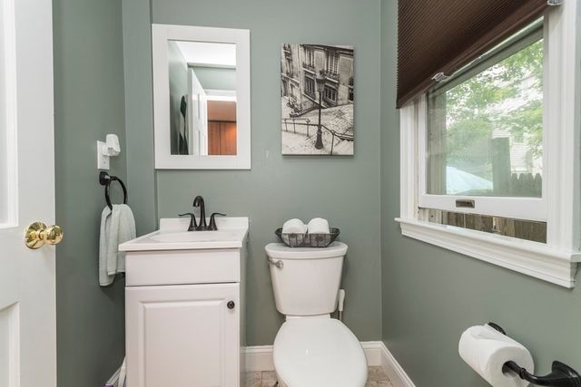 12 Dixfield St, Boston, MA 02127