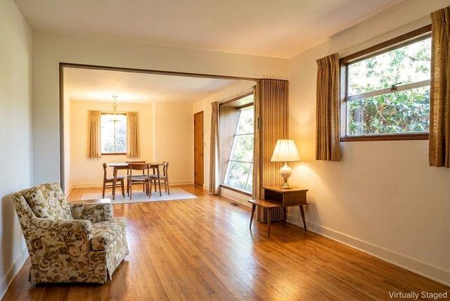 10455 56th Avenue S, Seattle, WA 98178