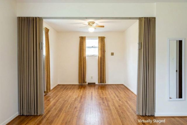 10455 56th Avenue S, Seattle, WA 98178