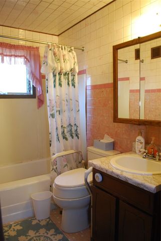 10455 56th Avenue S, Seattle, WA 98178