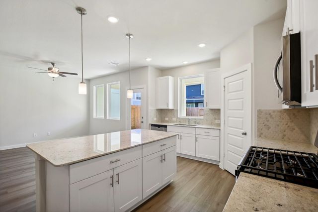 710 Sand Dollar Drive, Kemah, TX 77565