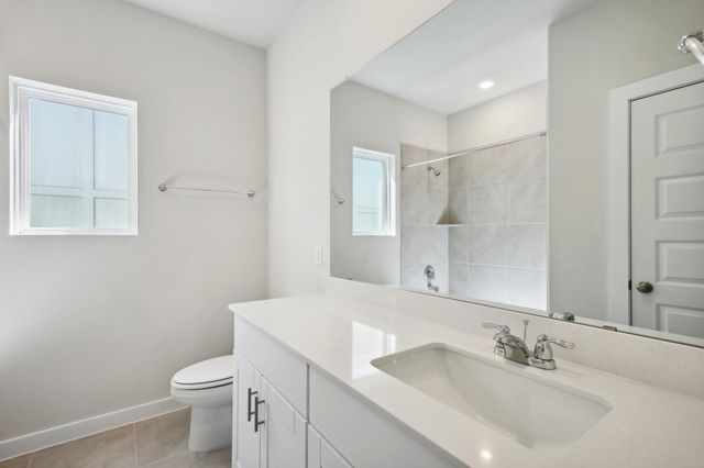 710 Sand Dollar Drive, Kemah, TX 77565
