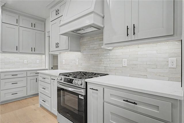 6607 SW Crabapple Street, Bentonville, AR 72713