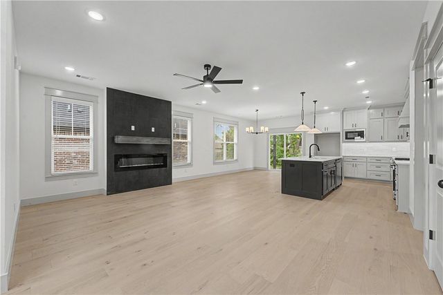 6607 SW Crabapple Street, Bentonville, AR 72713