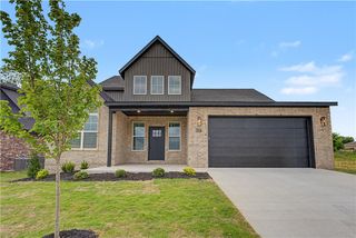 6607 SW Crabapple Street, Bentonville, AR 72713