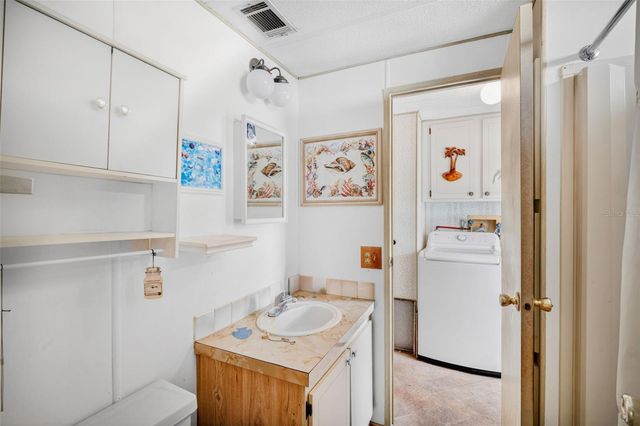 8200 ARCHIE STREET, Englewood, FL 34224