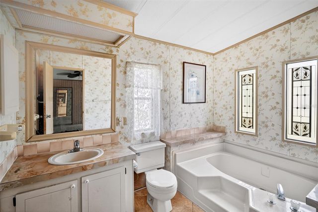 8200 ARCHIE STREET, Englewood, FL 34224