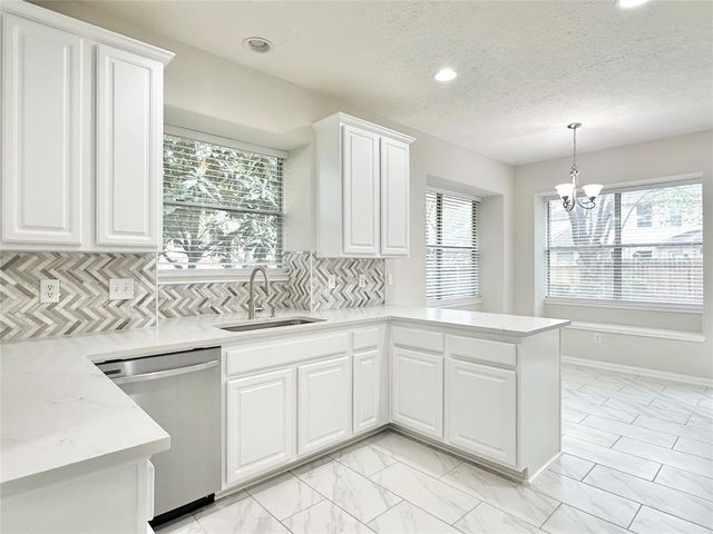 119 Mariner Cove Court, League City, TX 77573