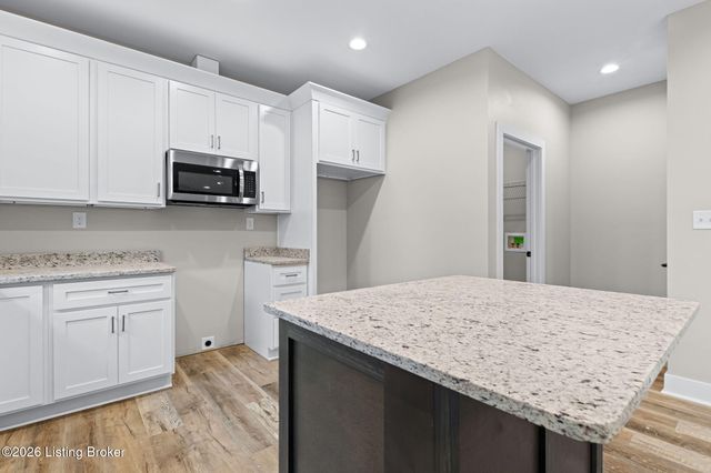 4410 Stone Wynde Dr, Louisville, KY 40272