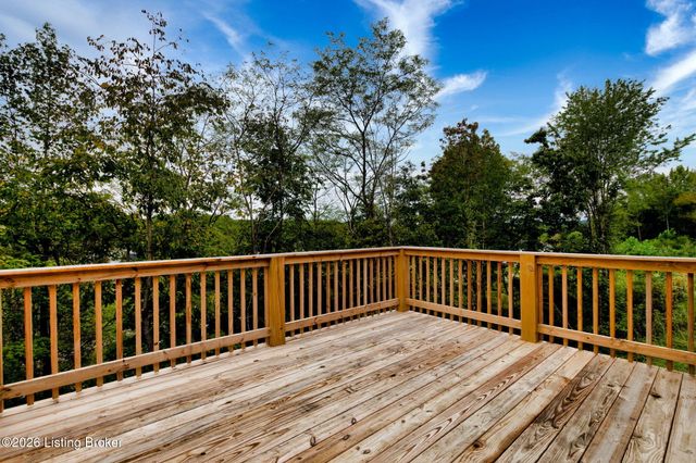 4410 Stone Wynde Dr, Louisville, KY 40272