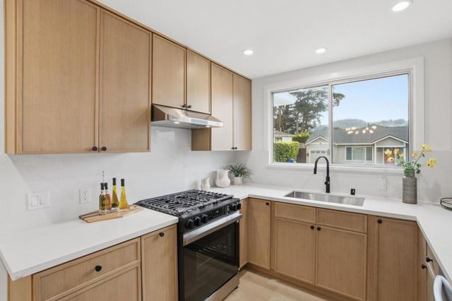 126 Rosewood Way, South San Francisco, CA 94080