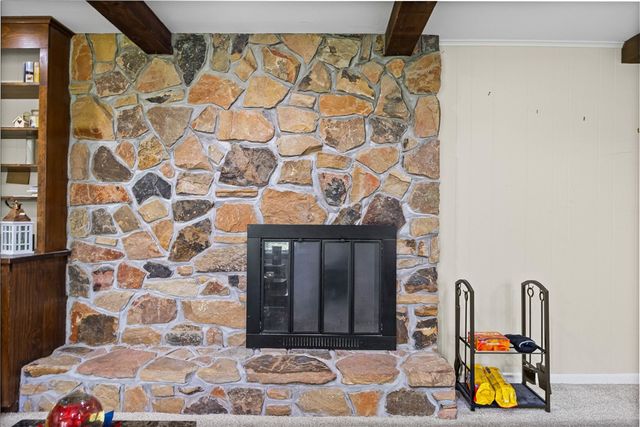 32 Framingham Lane, Pittsford, NY 14534