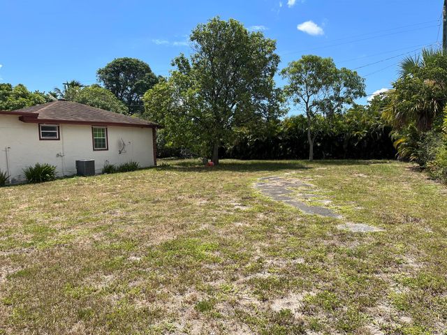 821 SW 4th Avenue, Delray Beach, FL 33444