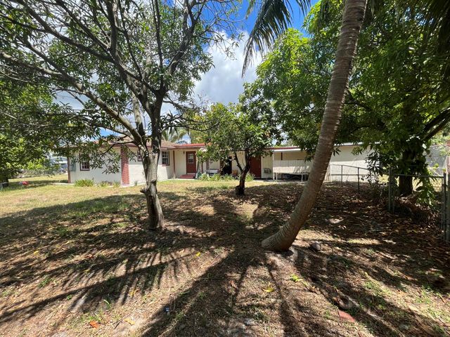 821 SW 4th Avenue, Delray Beach, FL 33444