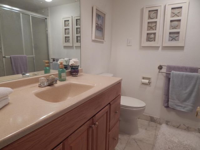 2829 NE 33rd Court 203, Fort Lauderdale, FL 33306