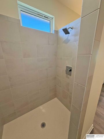 7413 N 176th Avenue, Bennington, NE 68007
