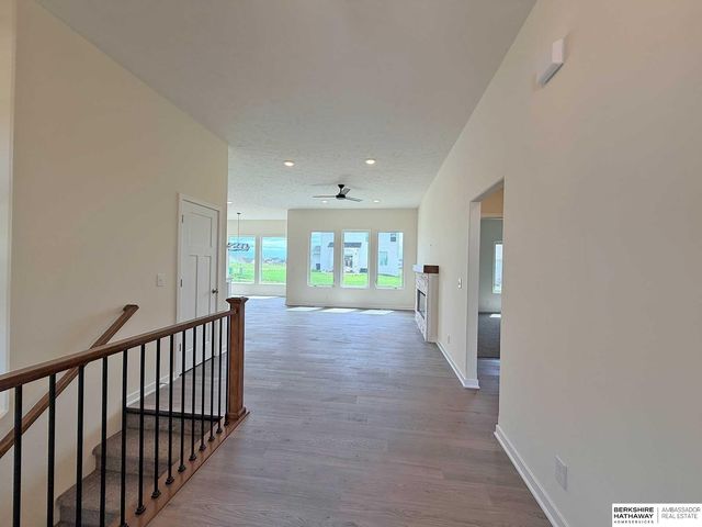 7413 N 176th Avenue, Bennington, NE 68007