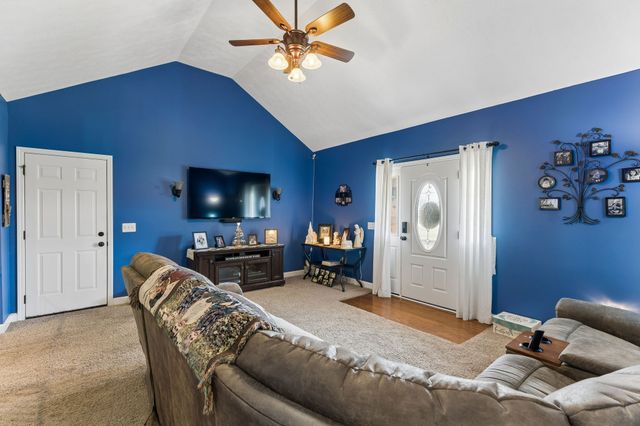 1361 Volunteer Ln, Lewisburg, TN 37091