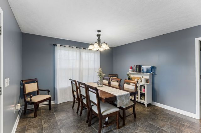1361 Volunteer Ln, Lewisburg, TN 37091