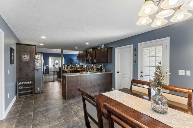 1361 Volunteer Ln, Lewisburg, TN 37091