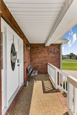 1361 Volunteer Ln, Lewisburg, TN 37091