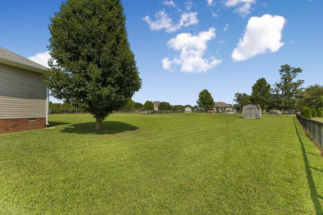 1361 Volunteer Ln, Lewisburg, TN 37091
