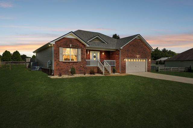 1361 Volunteer Ln, Lewisburg, TN 37091