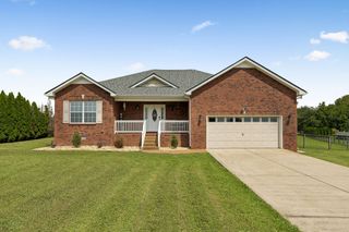 1361 Volunteer Ln, Lewisburg, TN 37091
