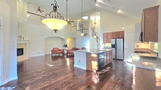 3455 Daisy Lane, Grand Prairie, TX 75052