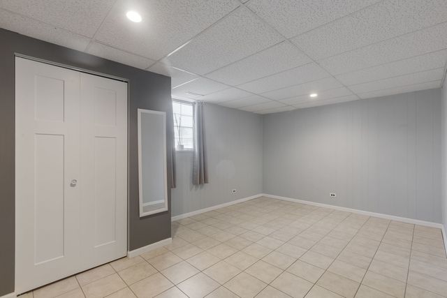 1421 Barberry Lane, Round Lake Beach, IL 60073