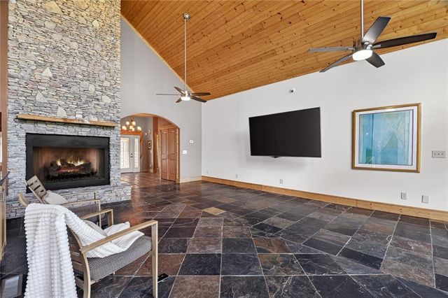 762 Pettit Ridge Road, Ellijay, GA 30536