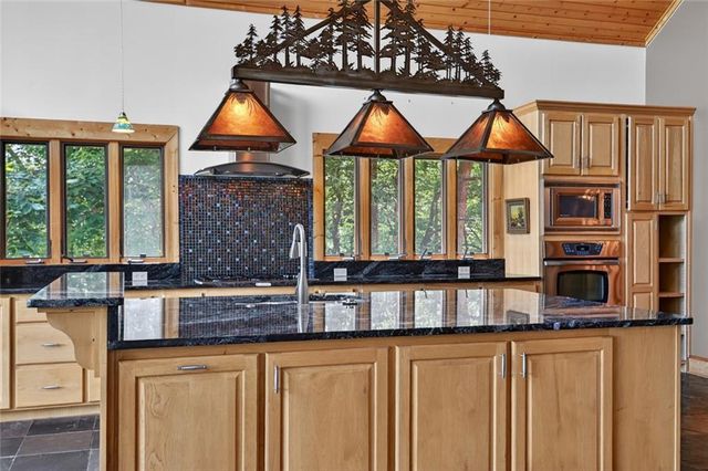 762 Pettit Ridge Road, Ellijay, GA 30536