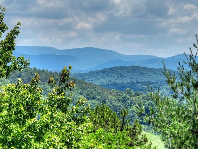 762 Pettit Ridge Road, Ellijay, GA 30536