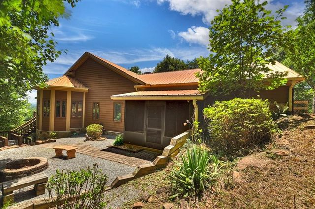 762 Pettit Ridge Road, Ellijay, GA 30536
