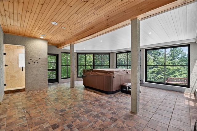 762 Pettit Ridge Road, Ellijay, GA 30536