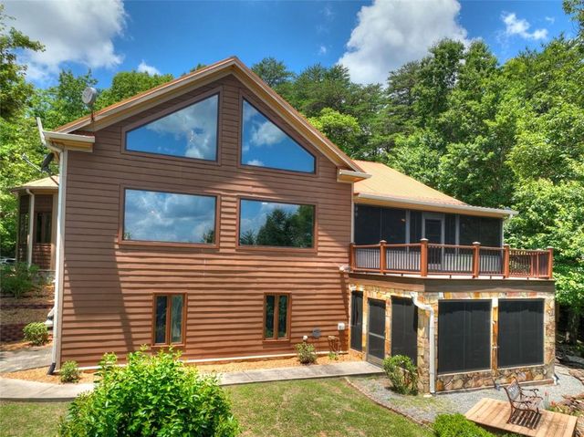 762 Pettit Ridge Road, Ellijay, GA 30536