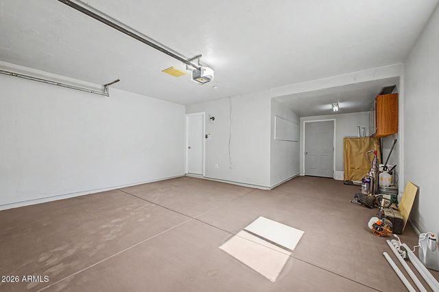 2619 E BLUEFIELD Avenue, Phoenix, AZ 85032