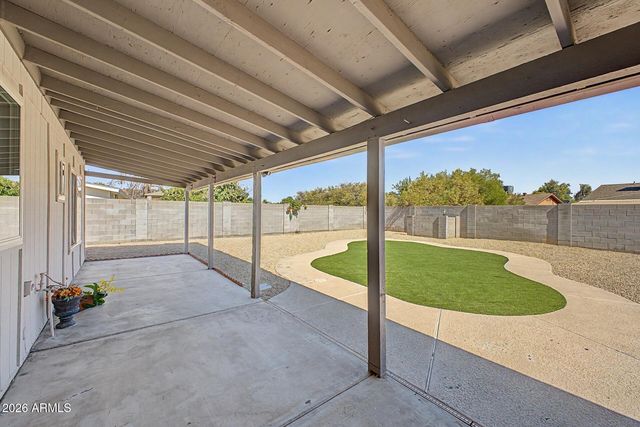 2619 E BLUEFIELD Avenue, Phoenix, AZ 85032