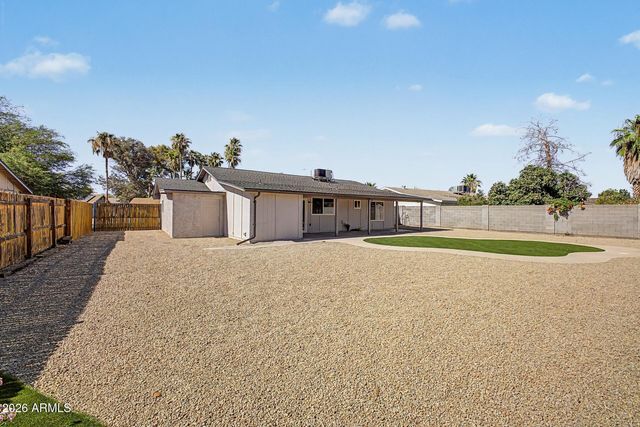 2619 E BLUEFIELD Avenue, Phoenix, AZ 85032