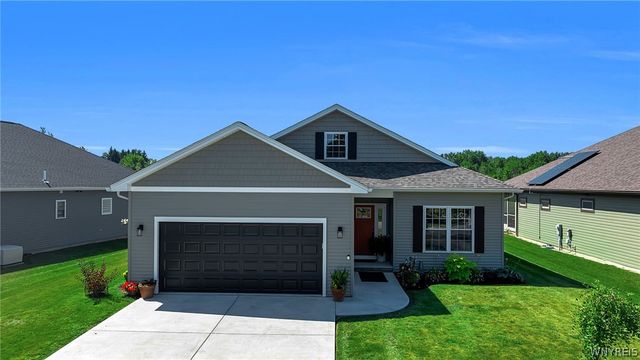 22 Deer View Drive, Royalton, NY 14001