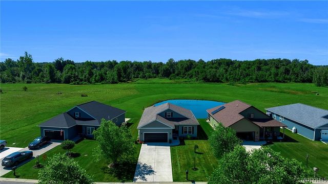 22 Deer View Drive, Royalton, NY 14001