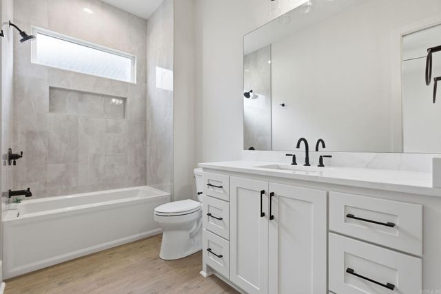 311 Devoe Bend Drive, Maumelle, AR 72113