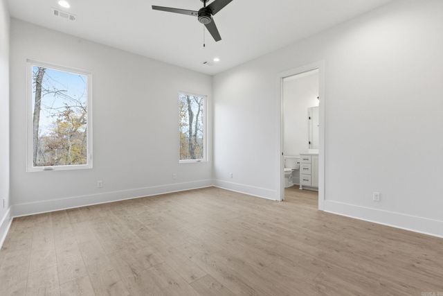 311 Devoe Bend Drive, Maumelle, AR 72113