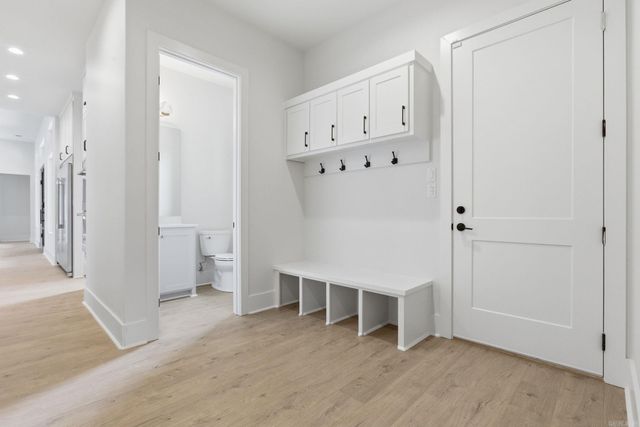 311 Devoe Bend Drive, Maumelle, AR 72113