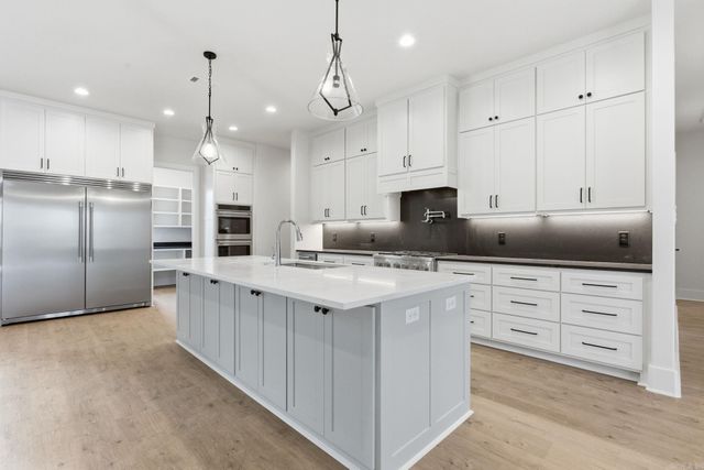 311 Devoe Bend Drive, Maumelle, AR 72113