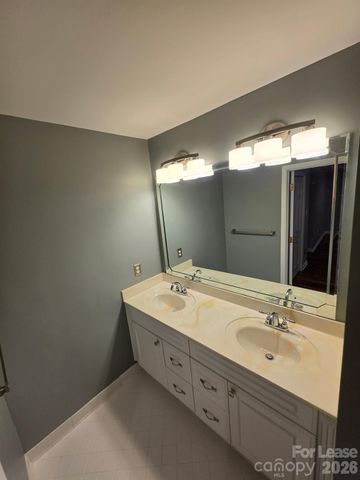 16719 Spinnaker Lane, Cornelius, NC 28031