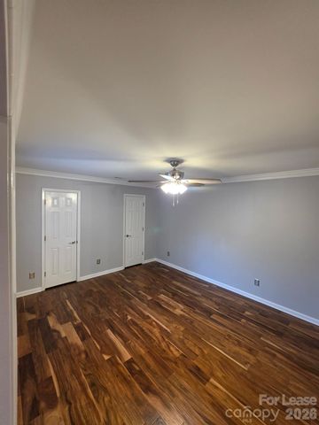 16719 Spinnaker Lane, Cornelius, NC 28031