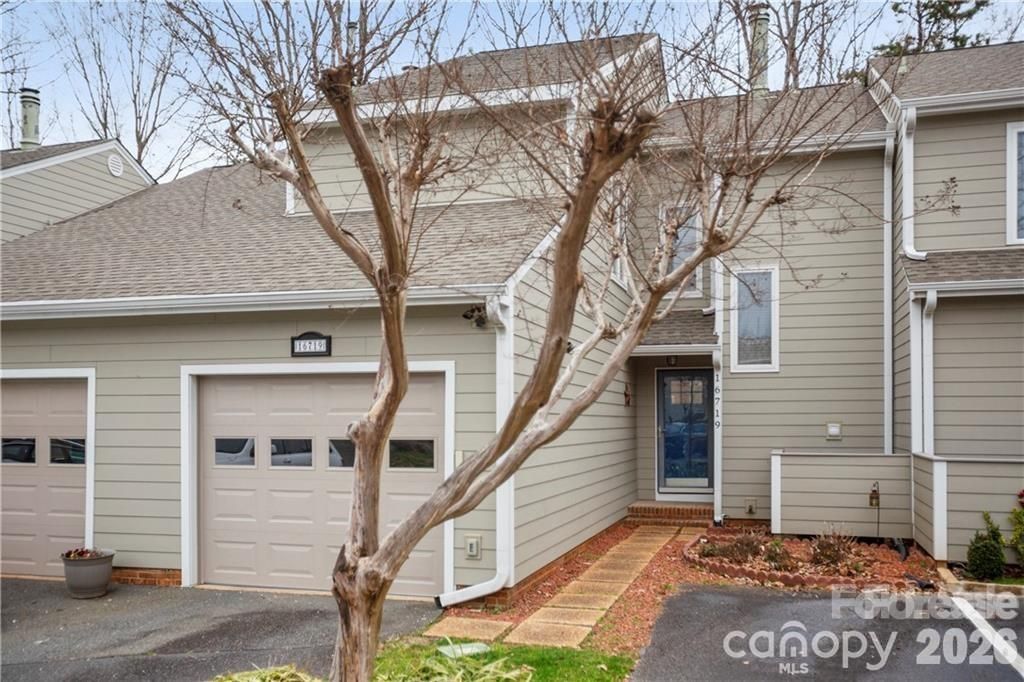 16719 Spinnaker Lane, Cornelius, NC 28031